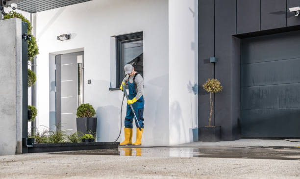 Best Pool Deck Cleaning  in Fetters Hot Springs Agua Liente, CA